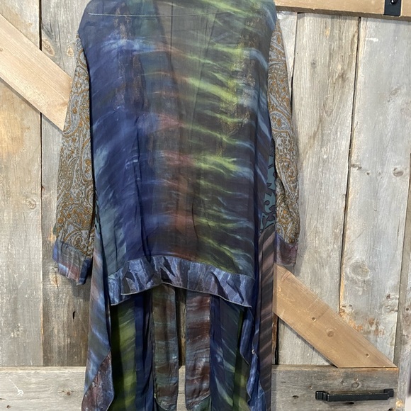 Kimono - Picture 2 of 2